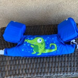Kids swim vest floaties